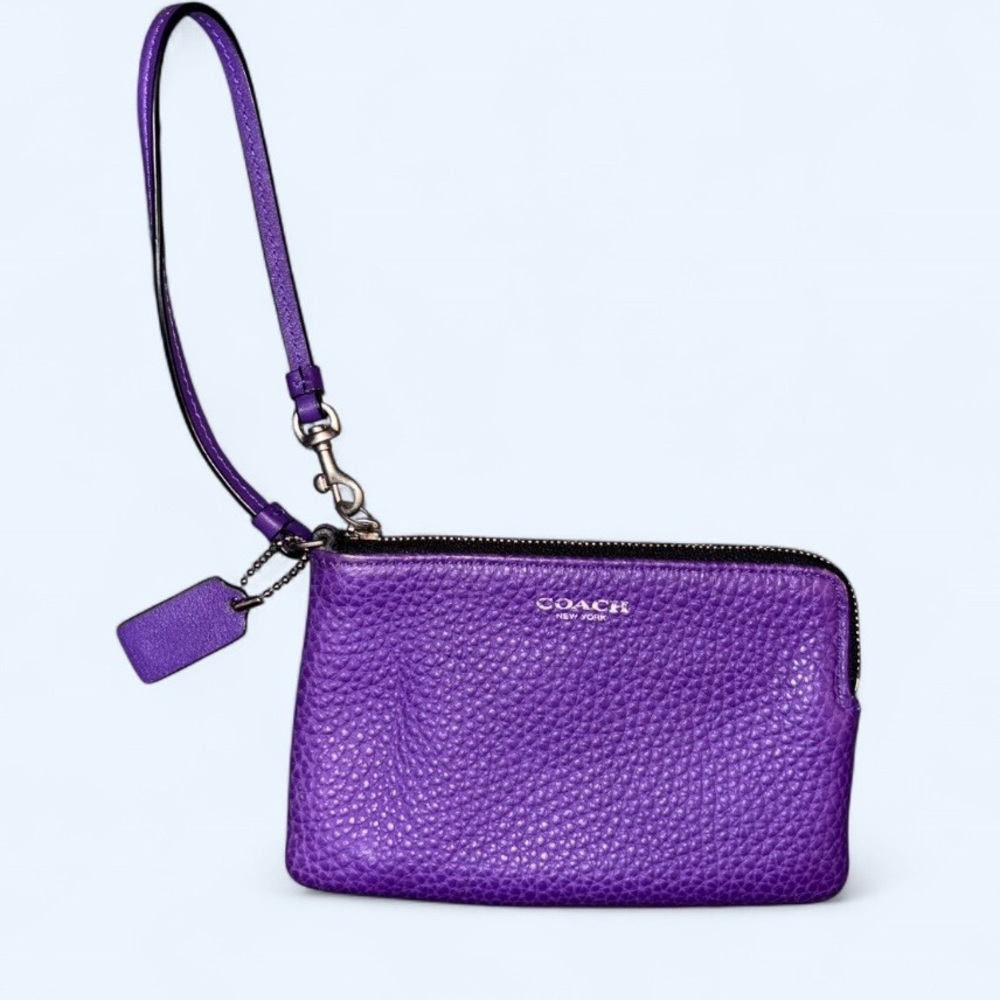 VINTAGE COACH Small Wristlet in Colorblock Purple Pebble Leather - Picture 3 of 10